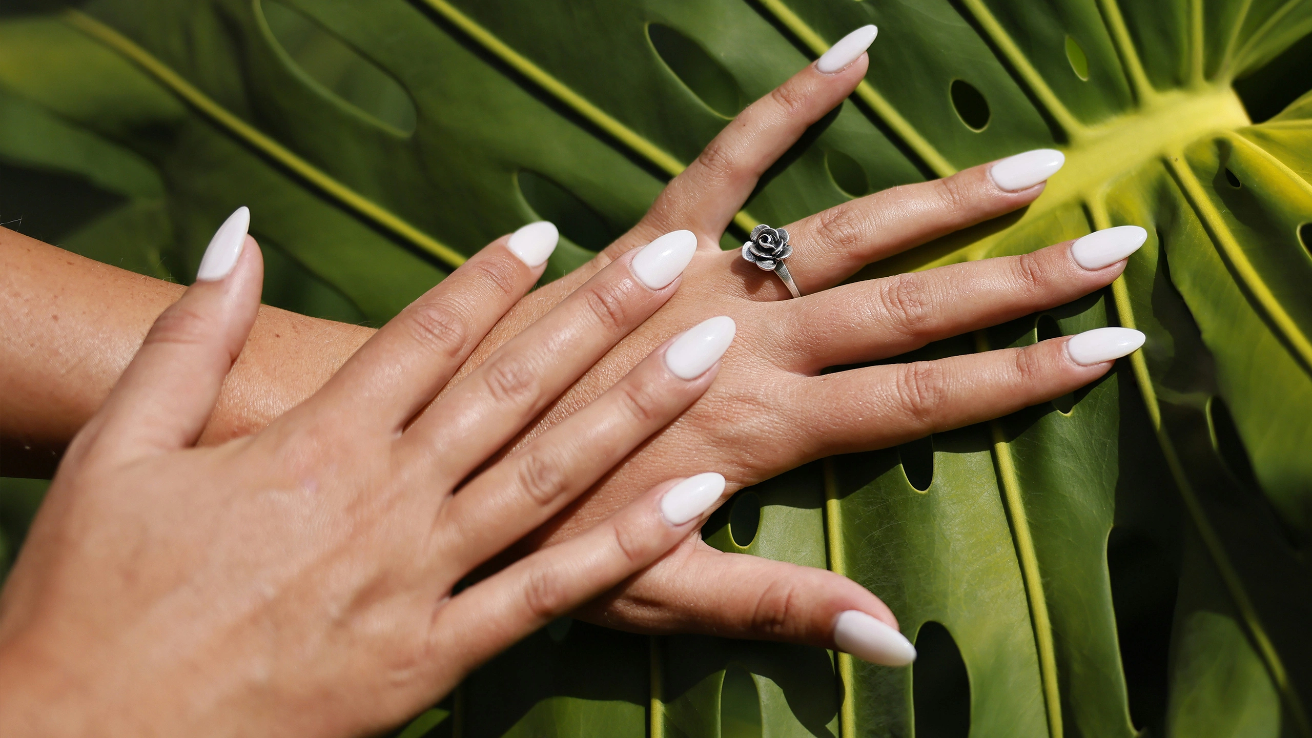 The Newest Nail Color Trends Are All About Scaling Back